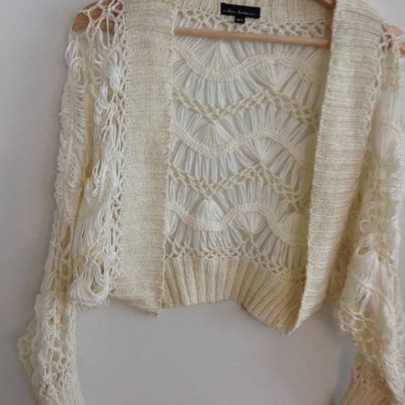 3/$25 URBAN BEHAVIOUR S/M, Bolero/cardi - Picture 4 of 6